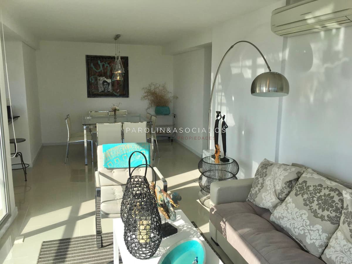 Apartamento en venta de 3 dormitorios en Be Punta del Este.