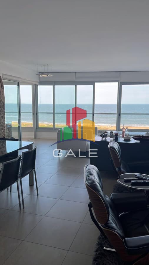 VENTA DE APARTAMENTO DE 3 DORMITORIOS EN EDIFICIO LE PARC PUNTA DEL ESTE  -