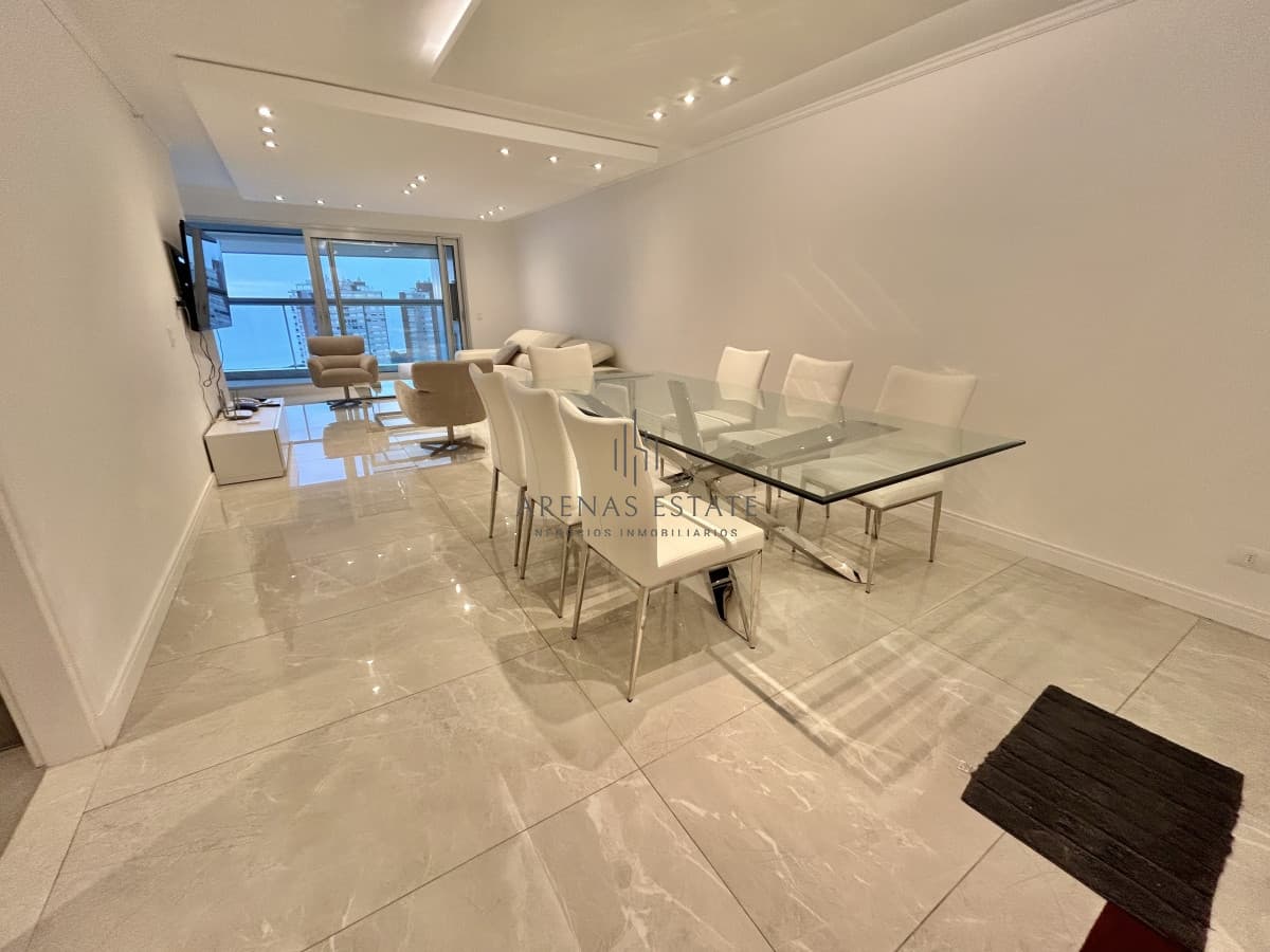 ALQUILER TEMPORAL, APARTAMENTO 3 DORMITORIOS MANSA PUNTA DEL ESTE