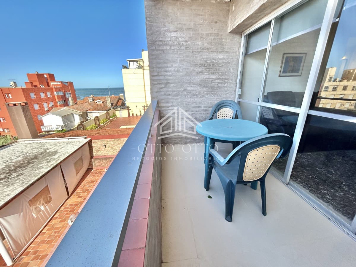 VENTA APARTAMENTO 3 DORMITORIOS EDIFICIO COSTA BRAVA PUNTA DEL ESTE