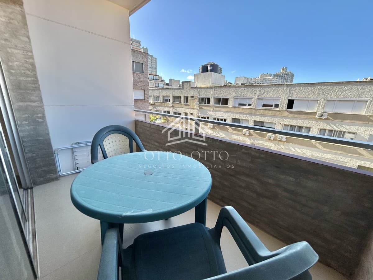 VENTA APARTAMENTO 3 DORMITORIOS EDIFICIO COSTA BRAVA PUNTA DEL ESTE