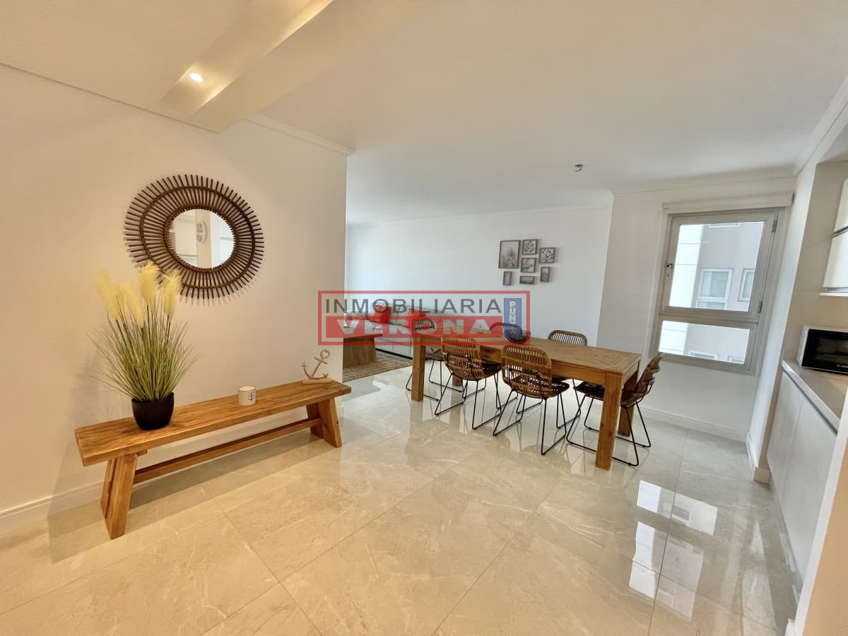 ALQUILER TEMPORARIO DE APARTAMENTO DE 2 DORMITORIOS EN MIAMI BOULEVARD II - Inmobiliaria Verona Punta