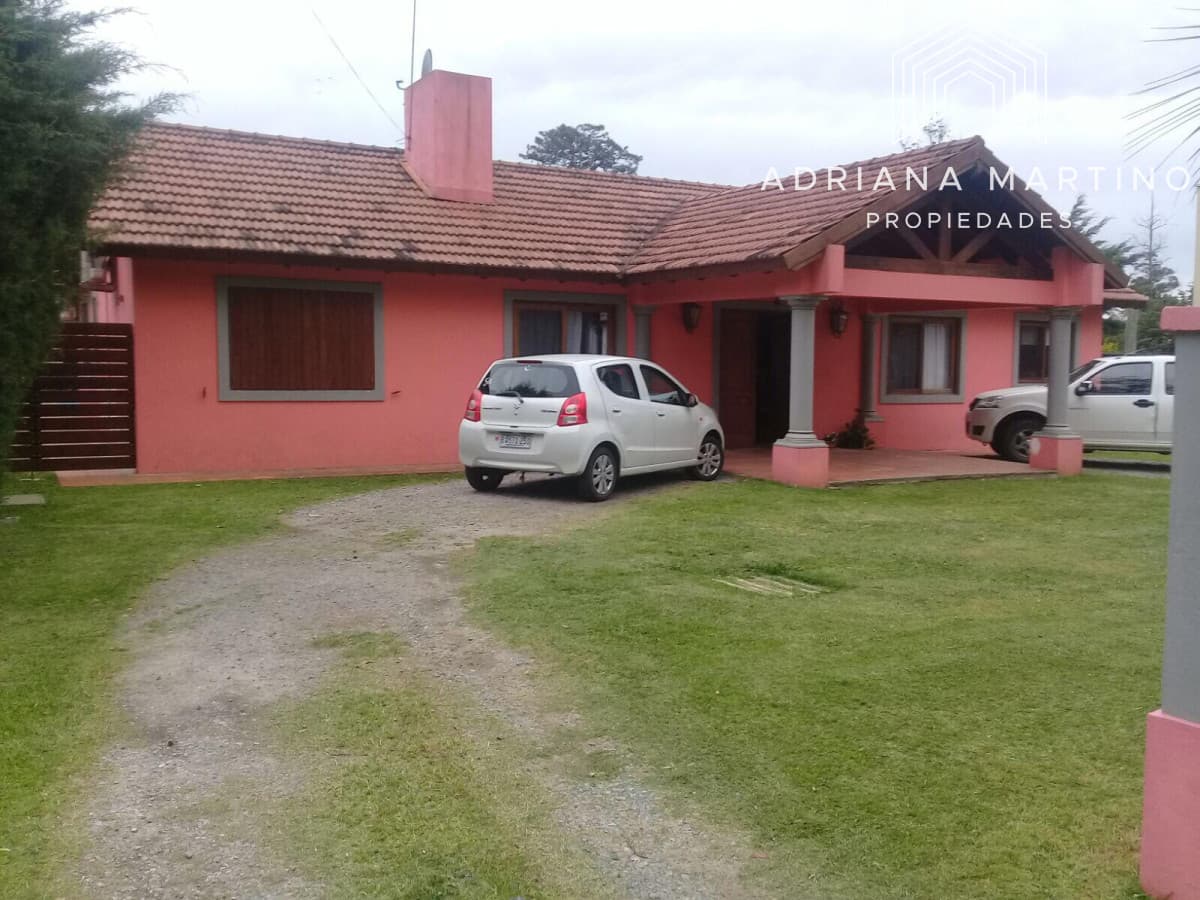 Venta de Casa 4 dormitorios en Beverly Hills, Punta del Este.
