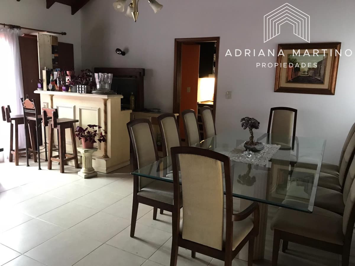 Venta de Casa 4 dormitorios en Beverly Hills, Punta del Este.