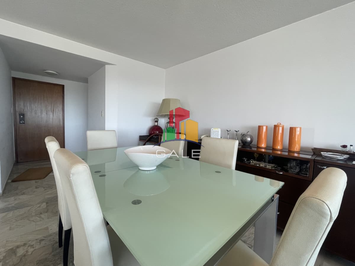 Gale Propiedades & Escribanía Apartamento ID.3833 - APARTAMENTO DE 3 DORMITORIOS EN VENTA