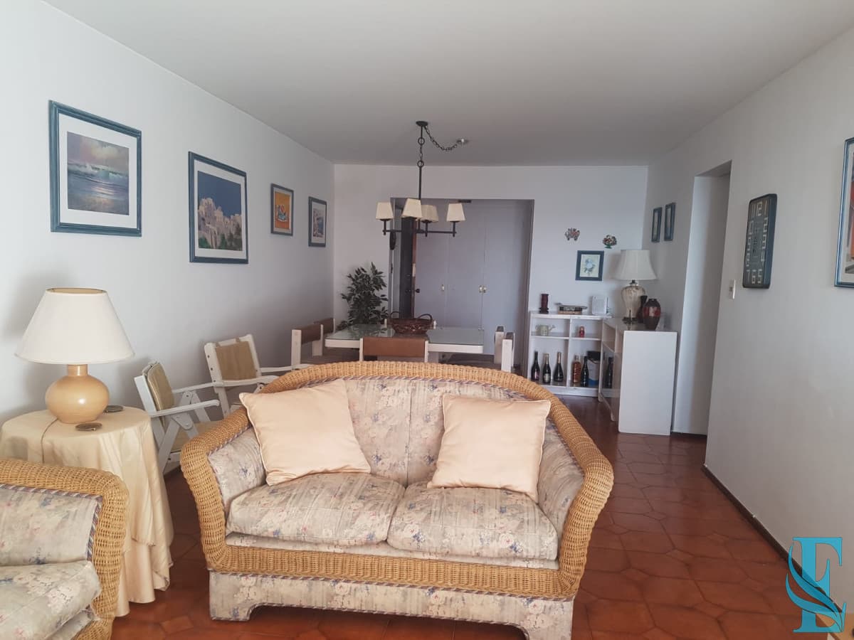 Venta de Apartamento de 4 dormitorios en Playa Mansa, Punta del Este