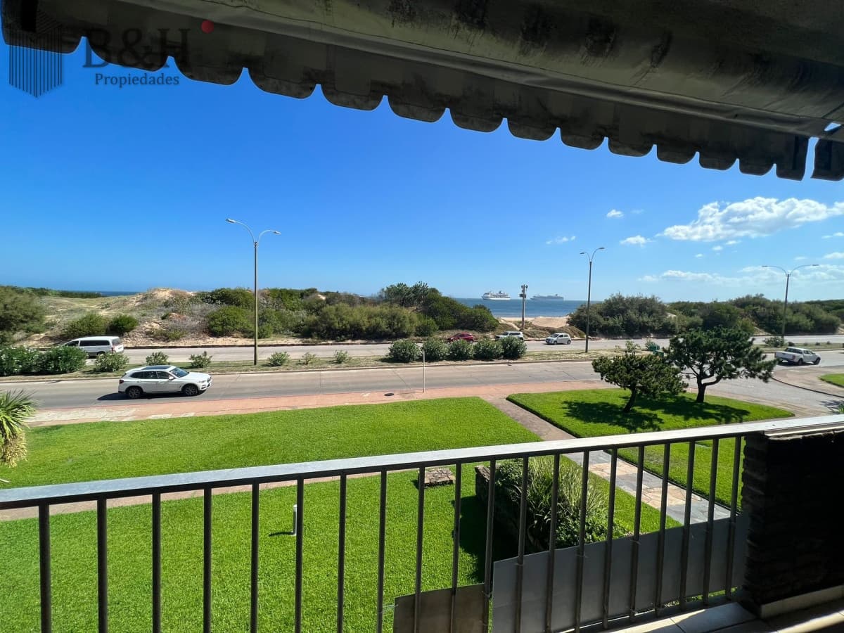Alquiler temporario de 1 dormitorio en Playa Mansa, Punta del Este