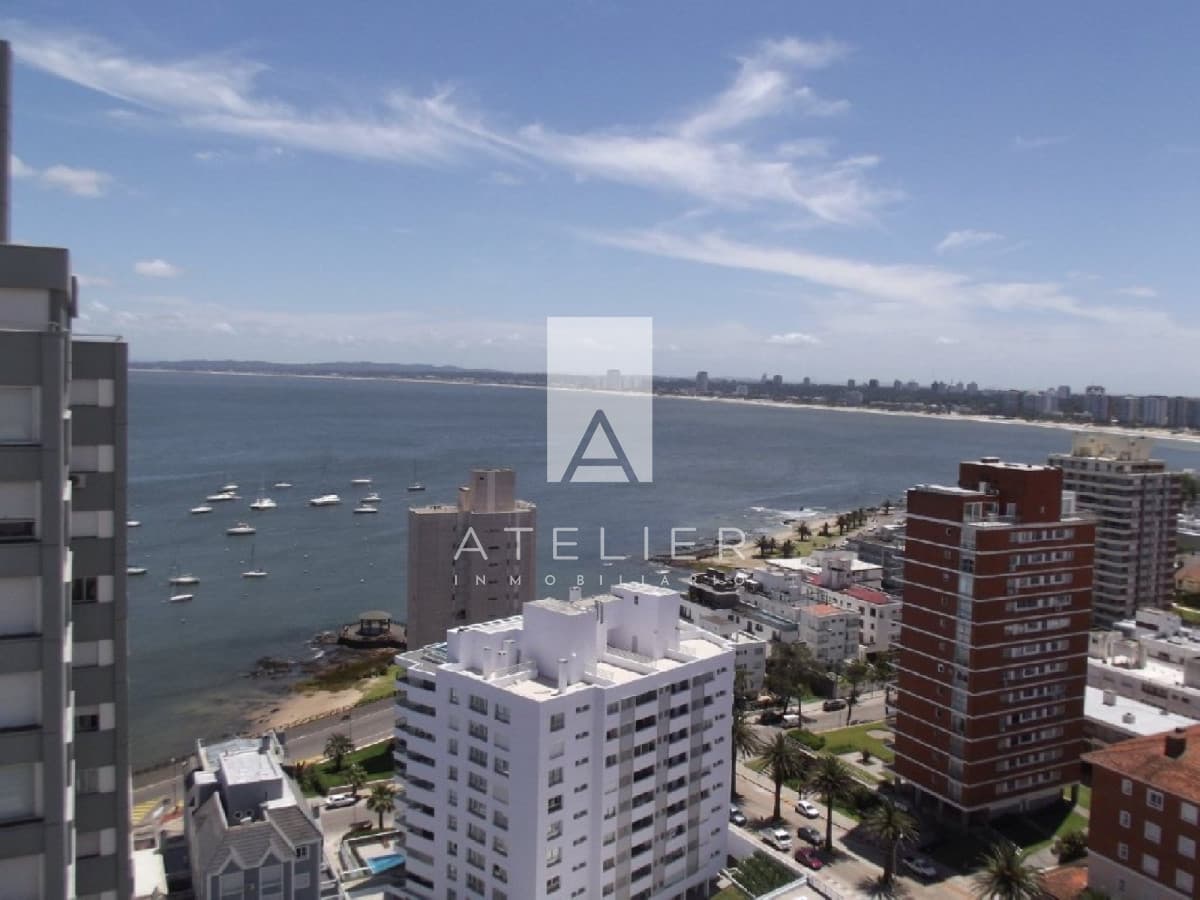 Venta apartamento 3 dormitorios, Península, Punta del Este.