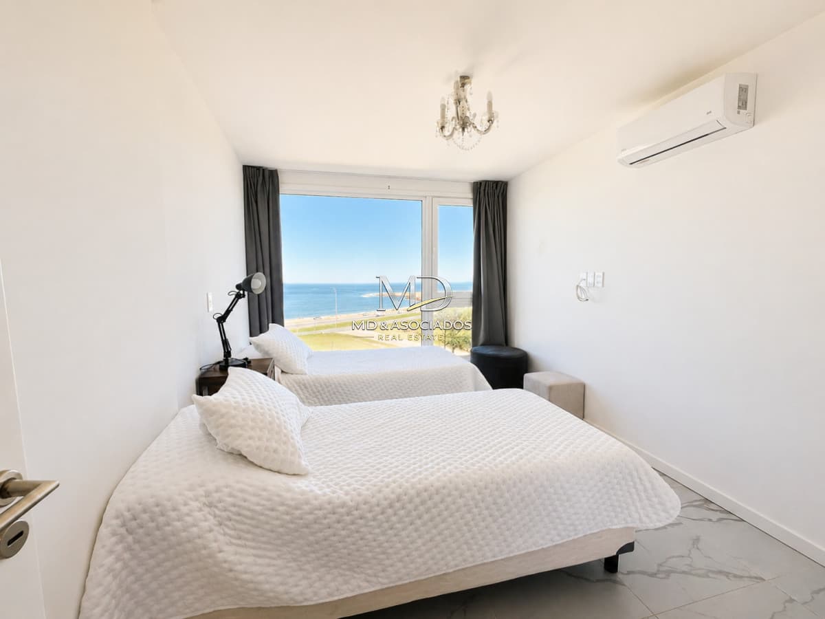 Hermoso y espacioso apartamento en Poseidón Laguna. REF(8804)