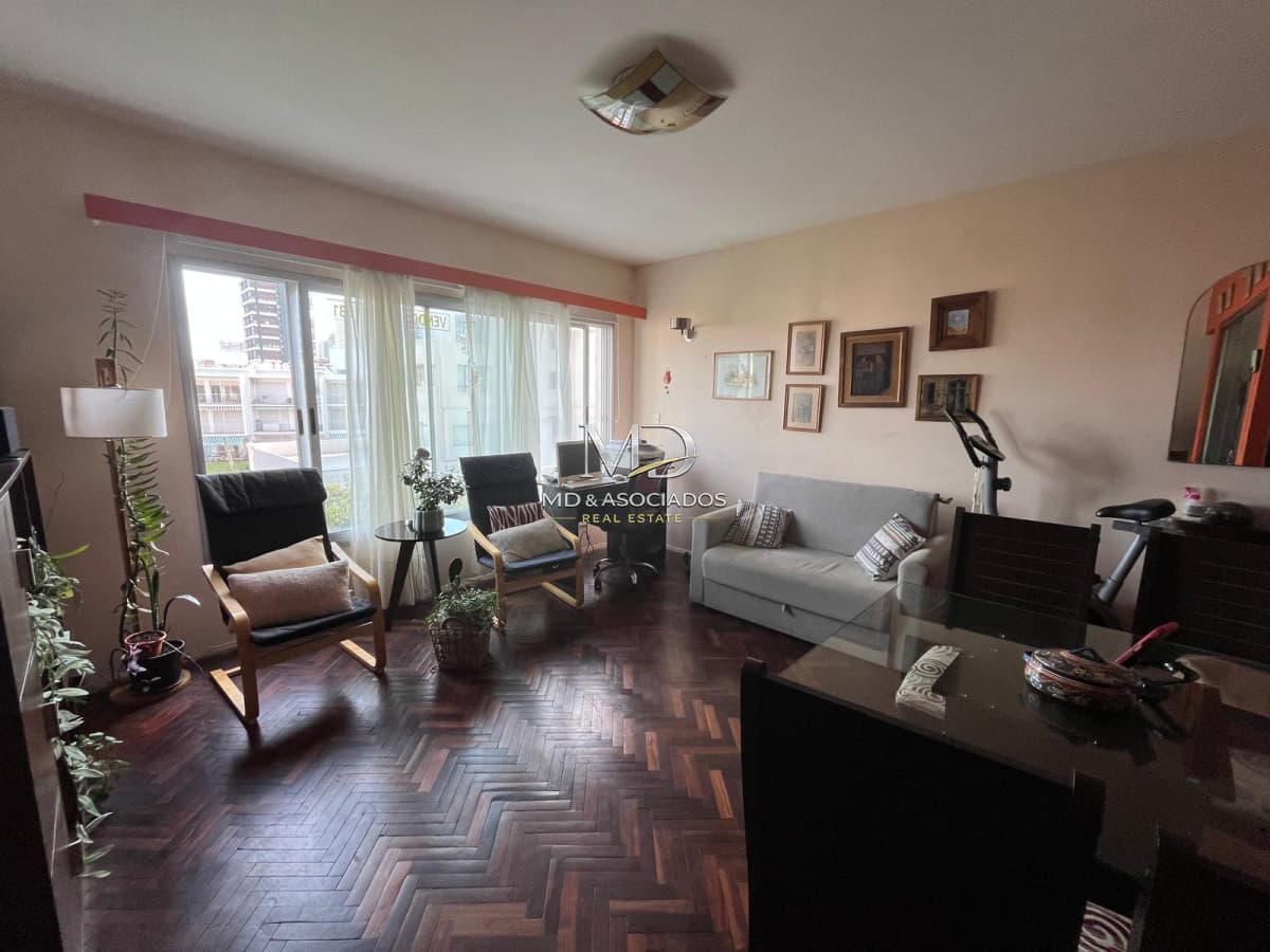 Lindo apartamento Caxambu, en plena Península de Punta del Este. REF: 6368