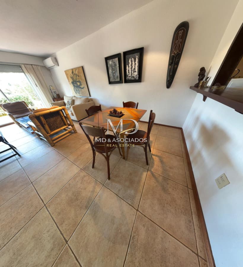 Hermoso apartamento de dos plantas en excelente ubicación. REF:5952