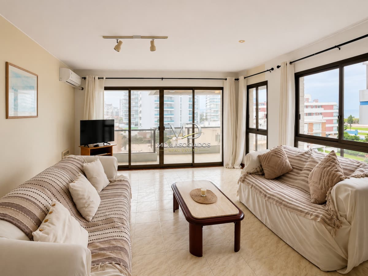 Apartamento Carmar a pasos del mar. Ref(8375)