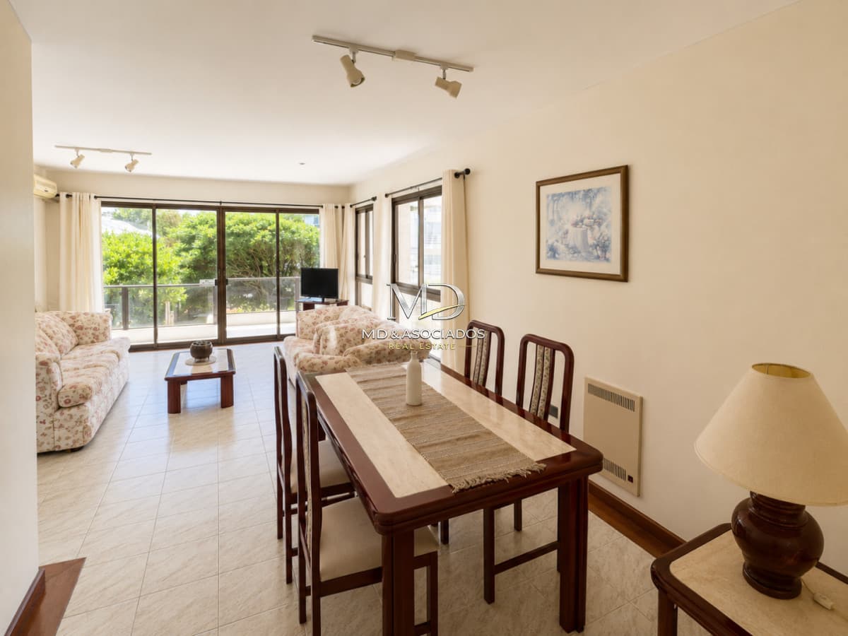 Departamento Carmar a 70 metros del mar - 2 dormitorios, 3 baños - Ideal alquiler anual o temporal. REF (8910)