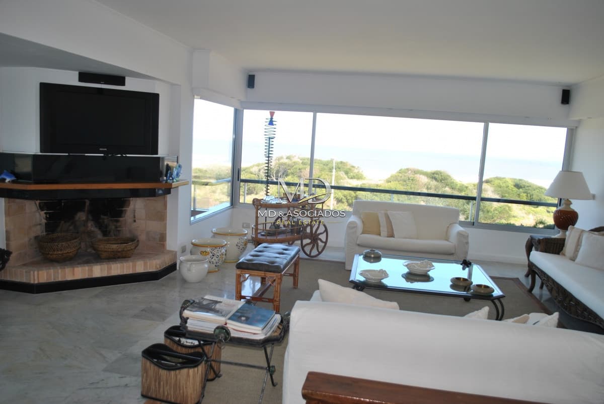 Espectacular departamento frente al mar. REF:7211