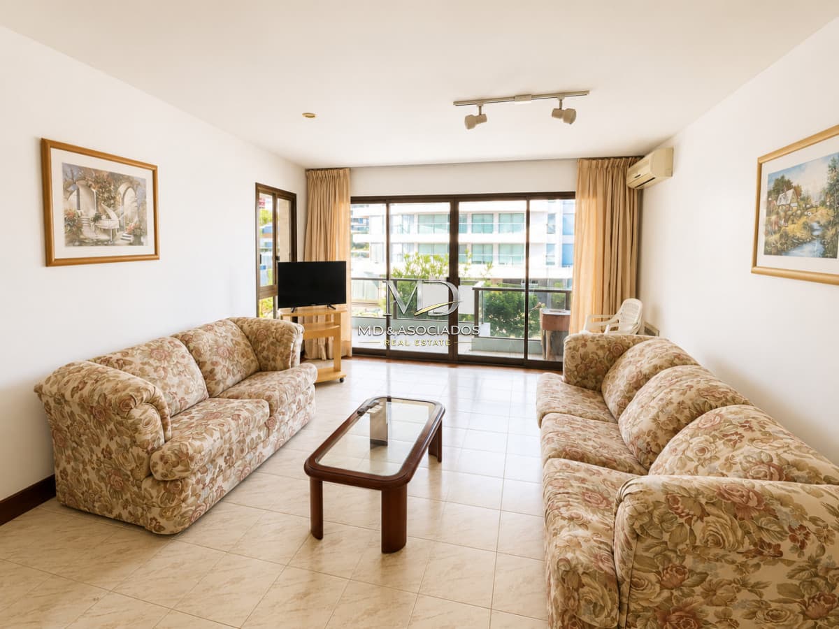 Apartamento Carmar en Aidy Grill, a pasos del mar. ref(8799)