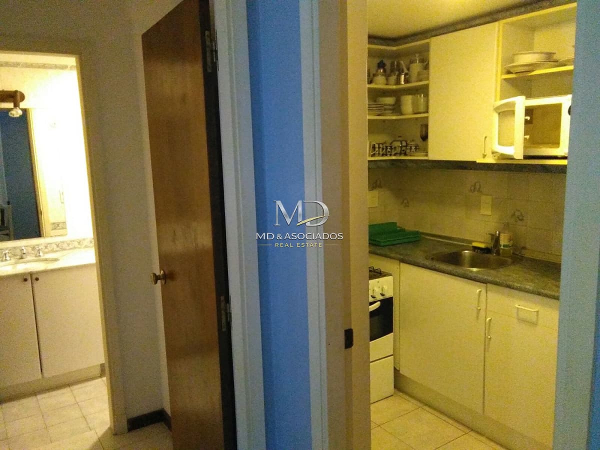 Excelente apartamento en playa mansa.