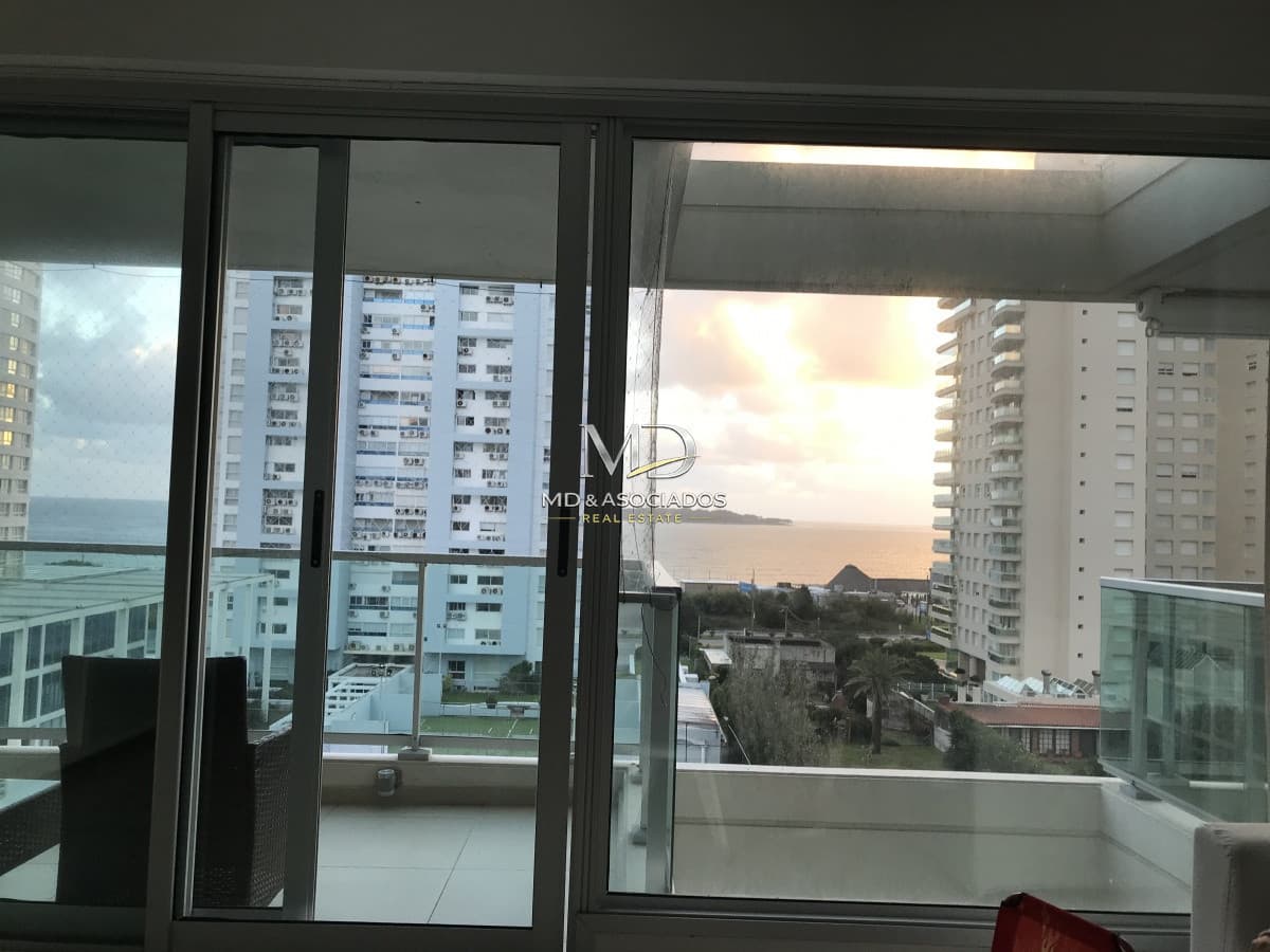 Hermoso apartamento con vista al mar Ref. 6632