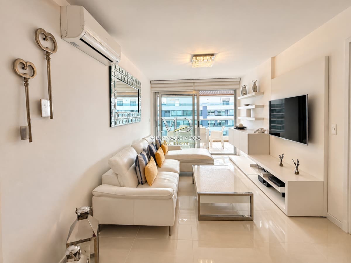 HERMOSO DEPTO EN EXCELENTE UBICACIÓNCON TODOS LOS SERVICIOS. REF:5780