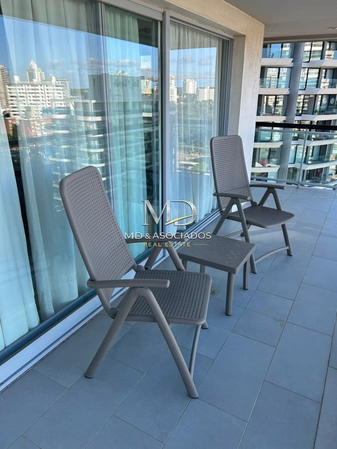 Apartamento con vista al mar en Torre Francia. Ref(7875)