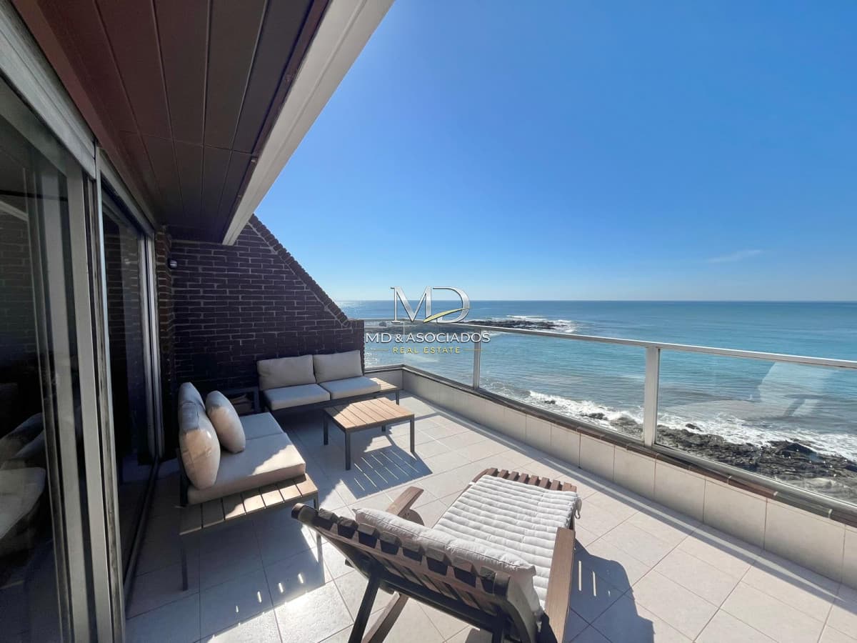 Exclusivo Penthouse en Península con Vista Panorámica al Mar. REF: 6303