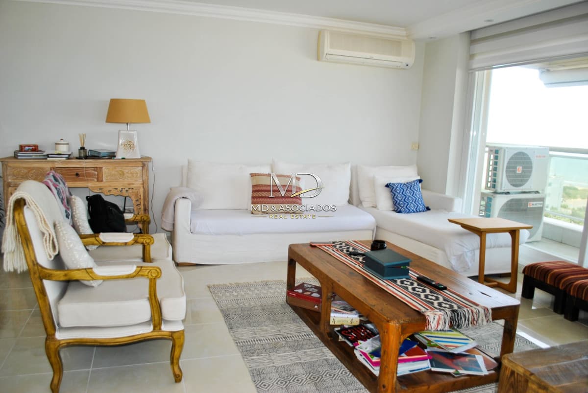 Hermoso departamento con vista única al mar