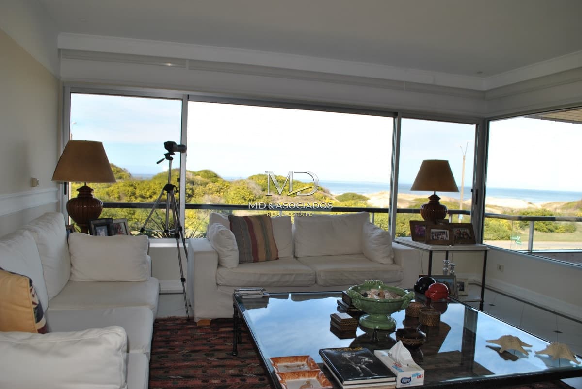 Hermoso apartamento frente al mar