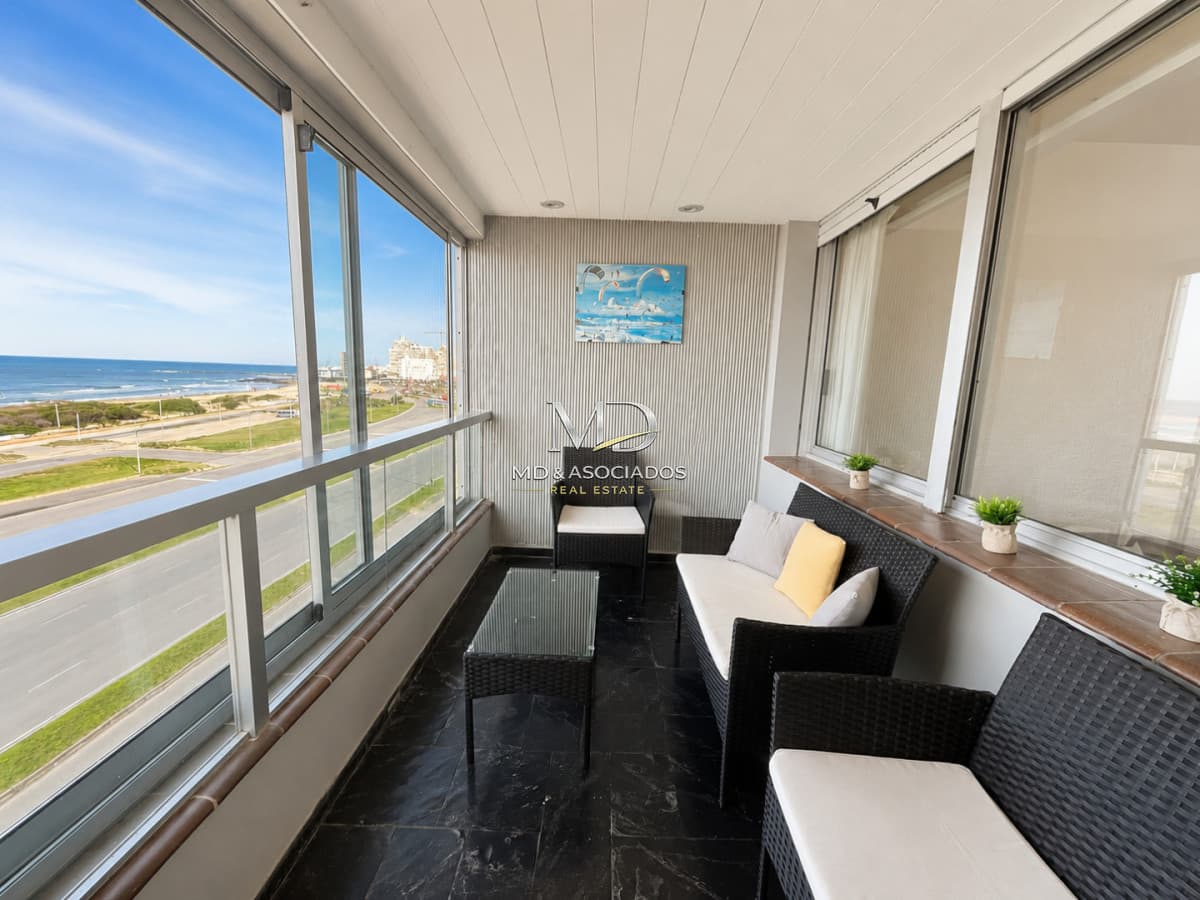 Espectacular Apartamento frente al mar en Brava - Punta del Este REF:9452