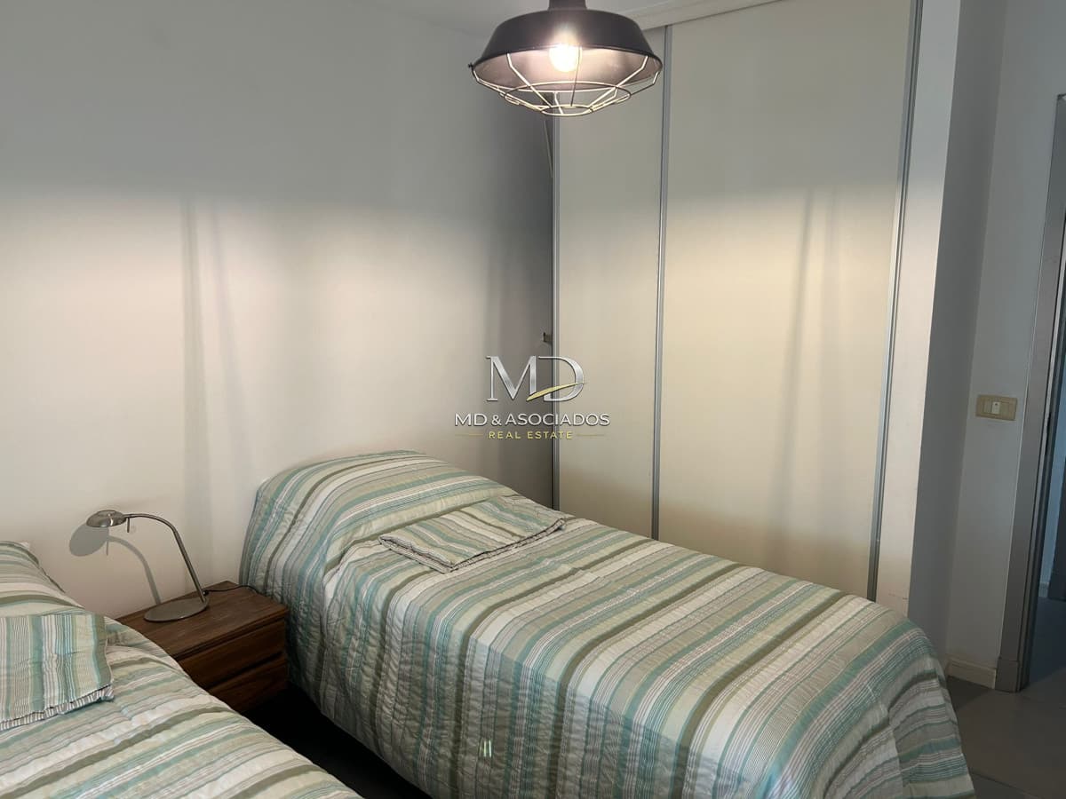 Apartamento con vista al mar en Torre Francia. Ref(7875)