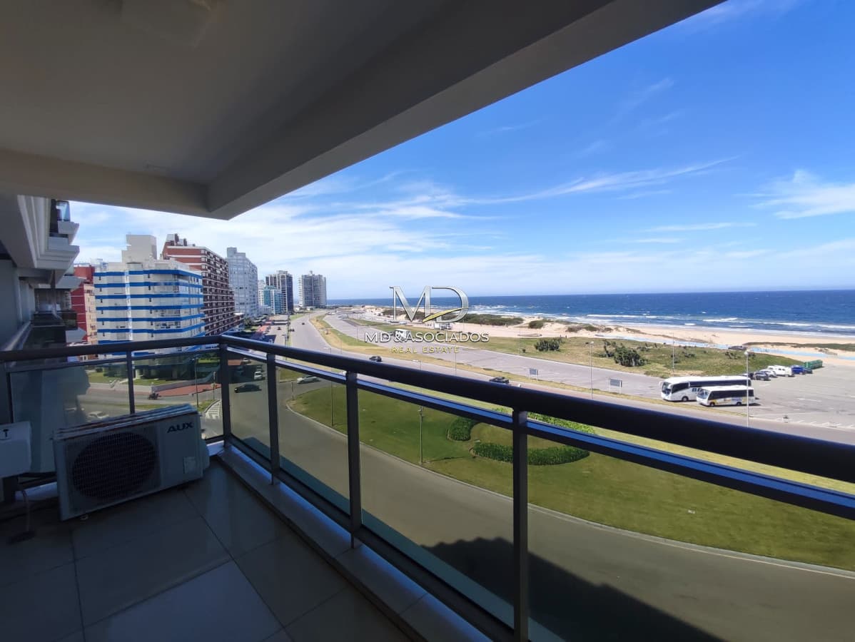 Expectacular departamento en Playa Brava