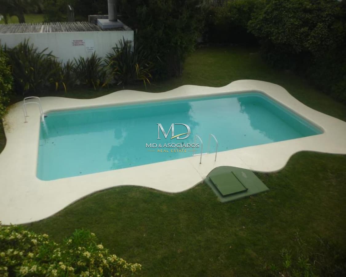 Apartamento en Montoya, 3 dormitorios, amplia vista al mar.