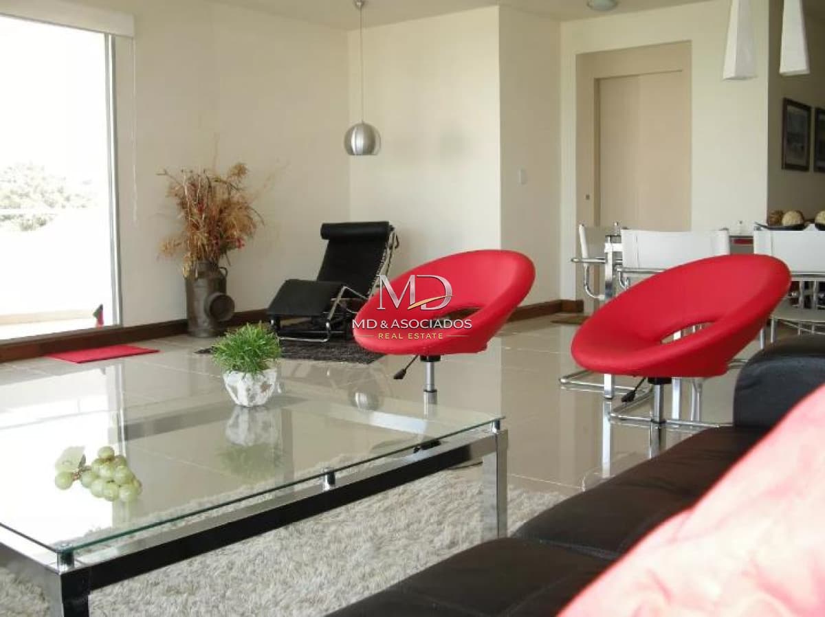 Espectacular apartamento en edificio Libra, con vista al mar🌊 . REF: 5542