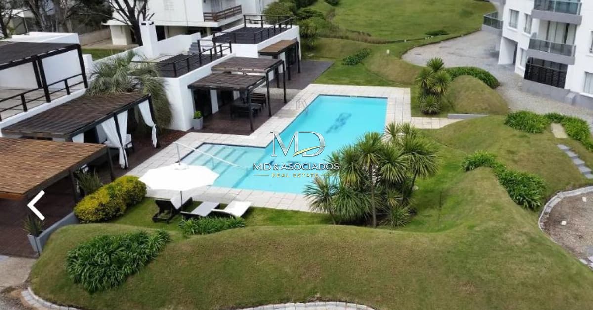 Espectacular apartamento en edificio Libra, con vista al mar🌊 . REF: 5542
