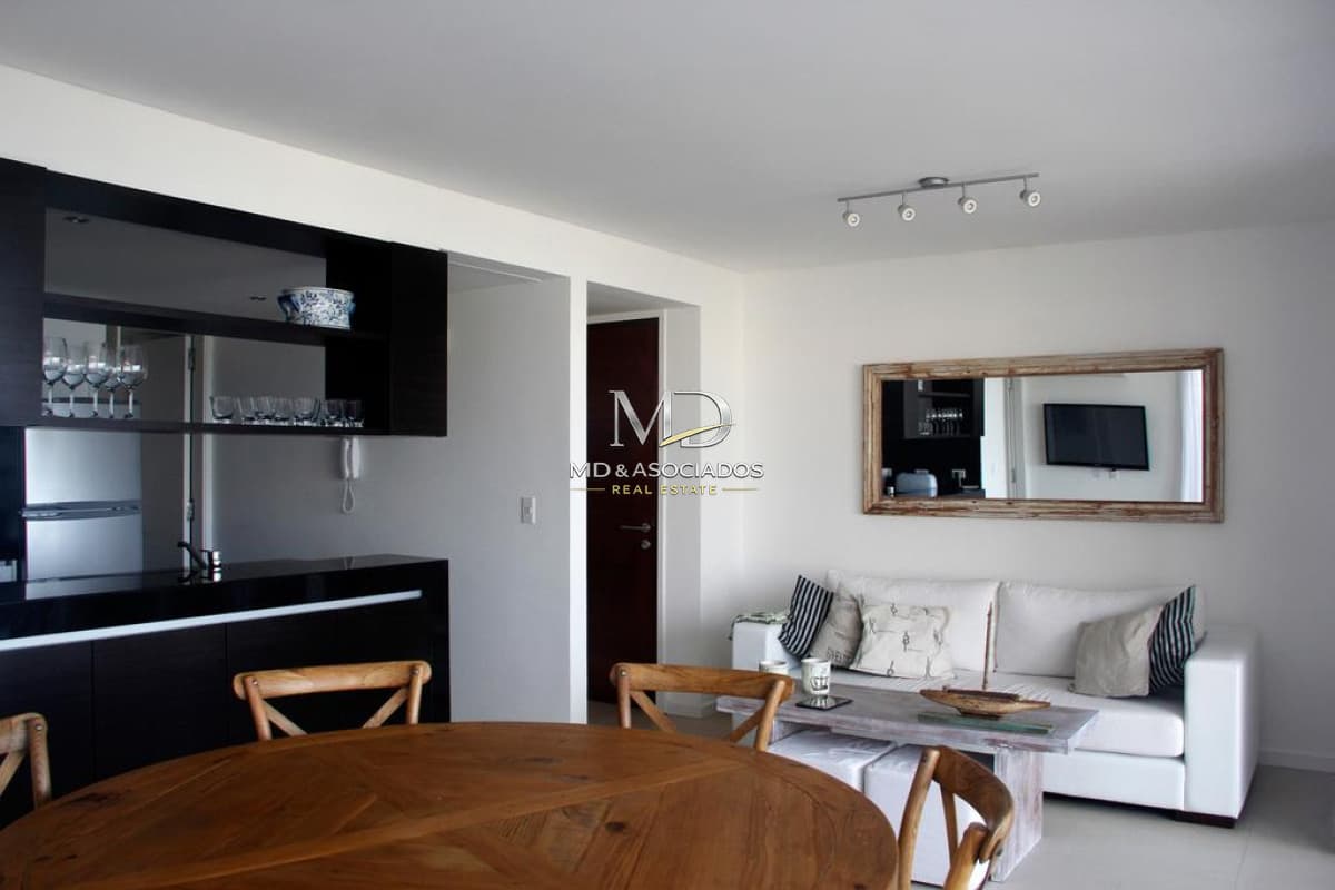 Espectacular apartamento a metros del mar. REF:5651
