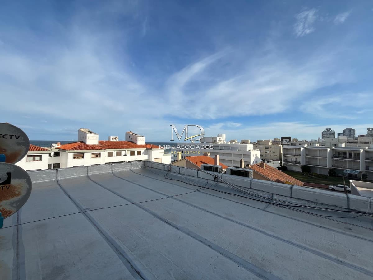 Lindo apartamento Caxambu, en plena Península de Punta del Este. REF: 6368