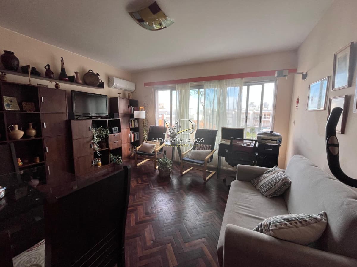 Lindo apartamento Caxambu, en plena Península de Punta del Este. REF: 6368