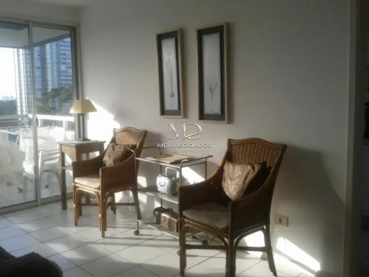 Lindo apartamento en excelente zona