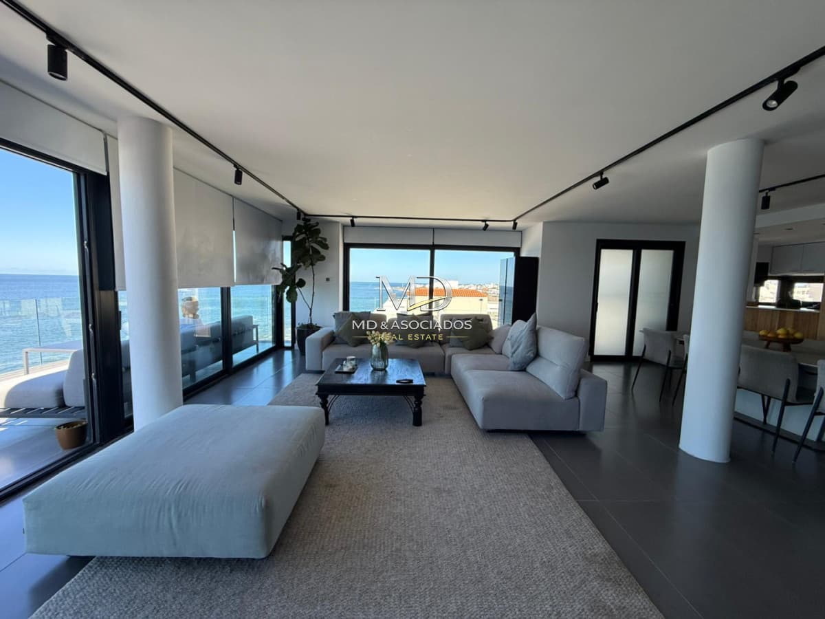 Penthouse frente al mar con terraza exclusiva, jacuzzi y vista única en Península 🌊