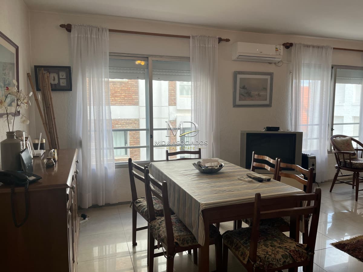 Hermoso depto de 3 Dormitorios en Saint Michel, Península. REF(8371)