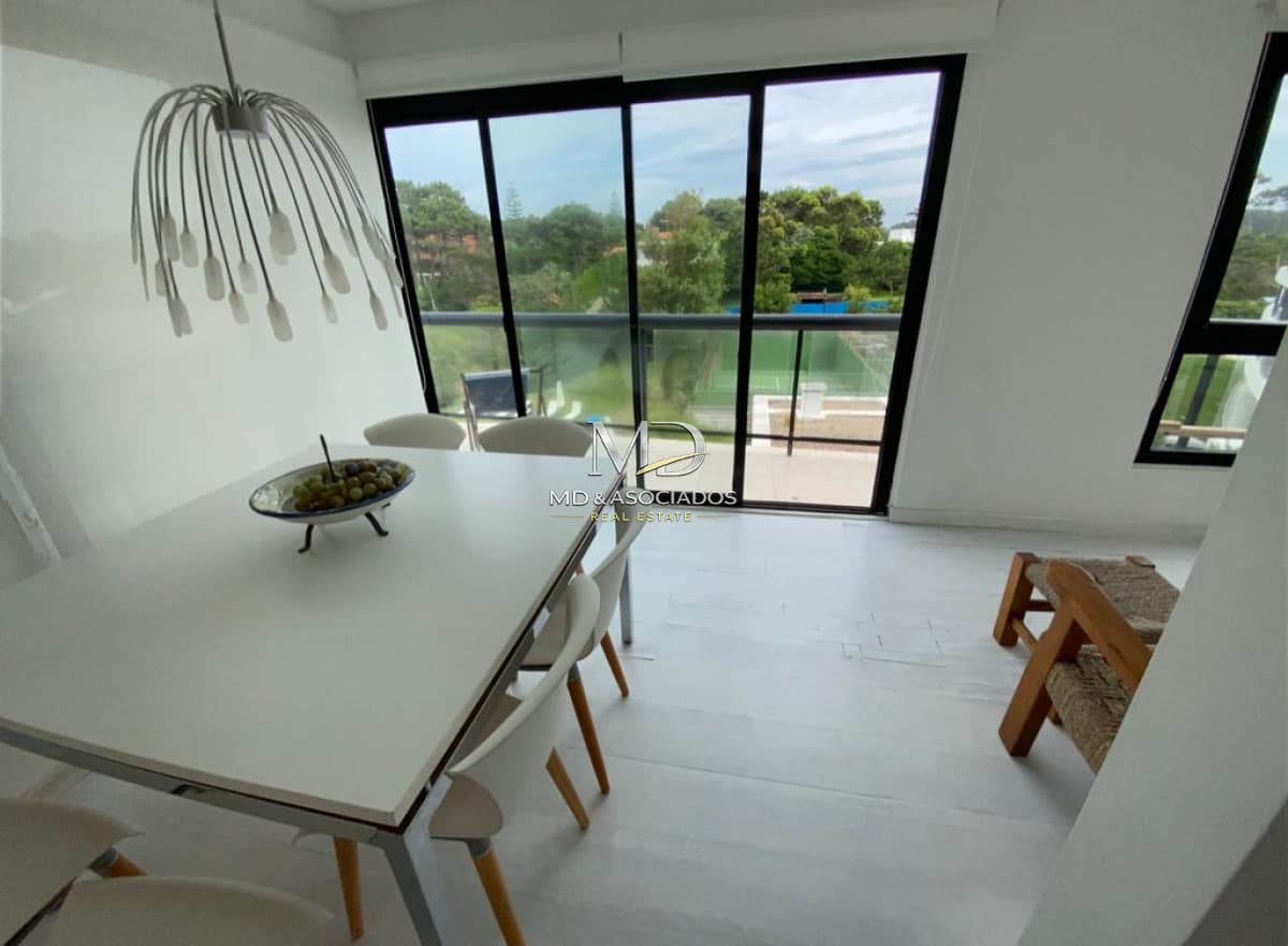 Apartamento frente a playa brava