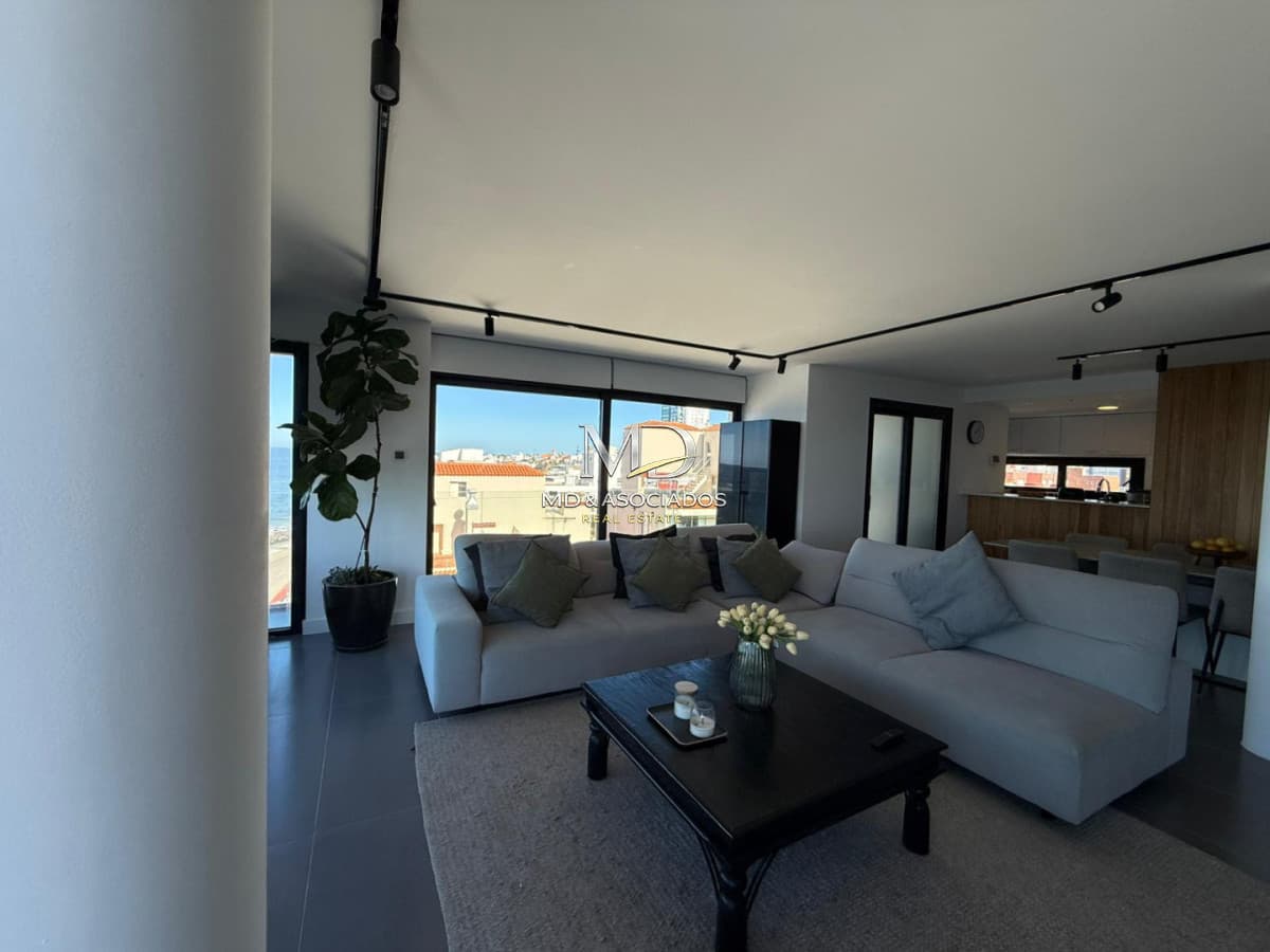 Penthouse frente al mar con terraza exclusiva, jacuzzi y vista única en Península 🌊