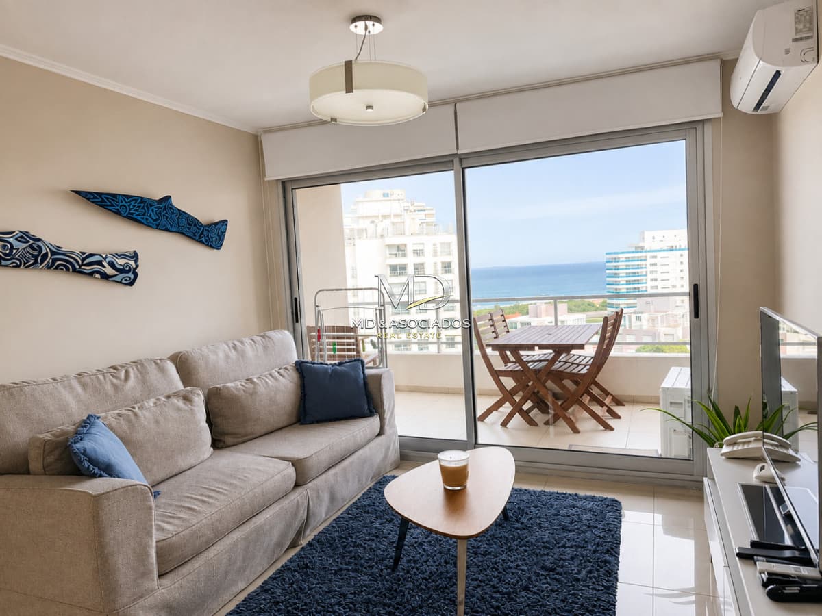 Hermoso apartamento en excelente ubicación con parrillero