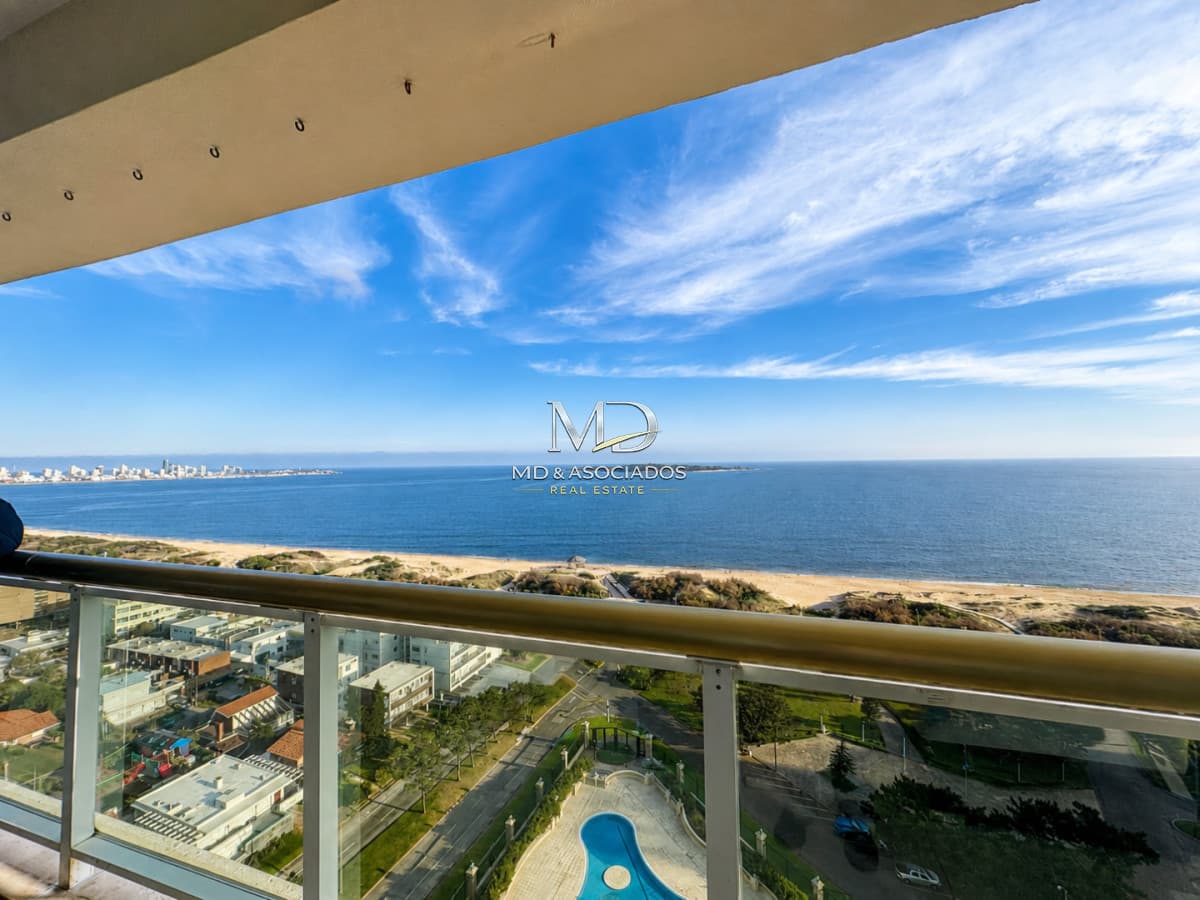 Exclusivo apartamento de 4 suites frente al mar en Le Jardin. REF:9430