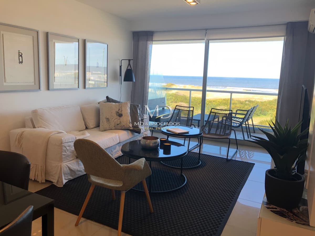 Hermoso depto en edificio Blue Marine. REF: 7490
