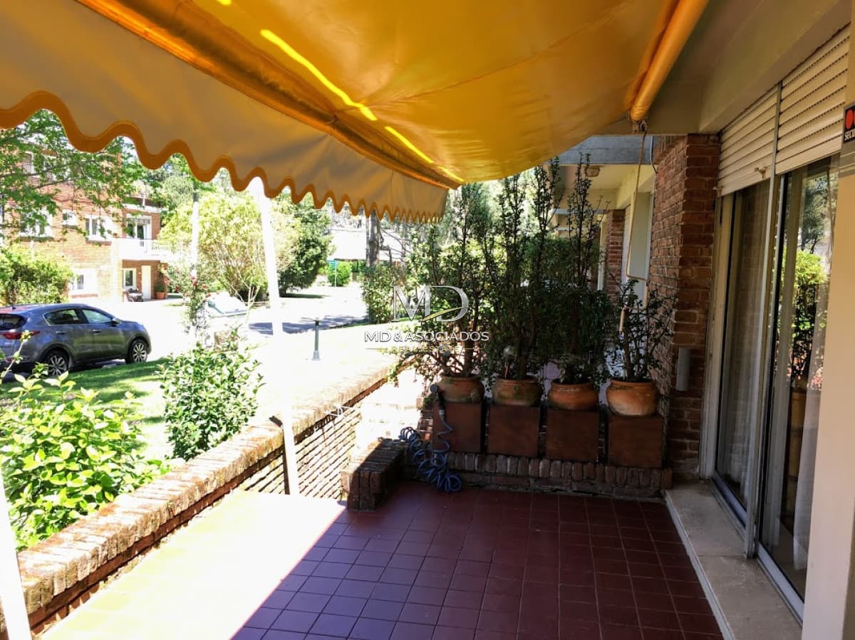 Hermoso apartamento de dos plantas en excelente ubicación. REF:5952