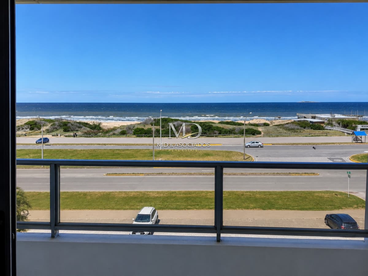 Apartamento Arkontes frente al mar en Brava