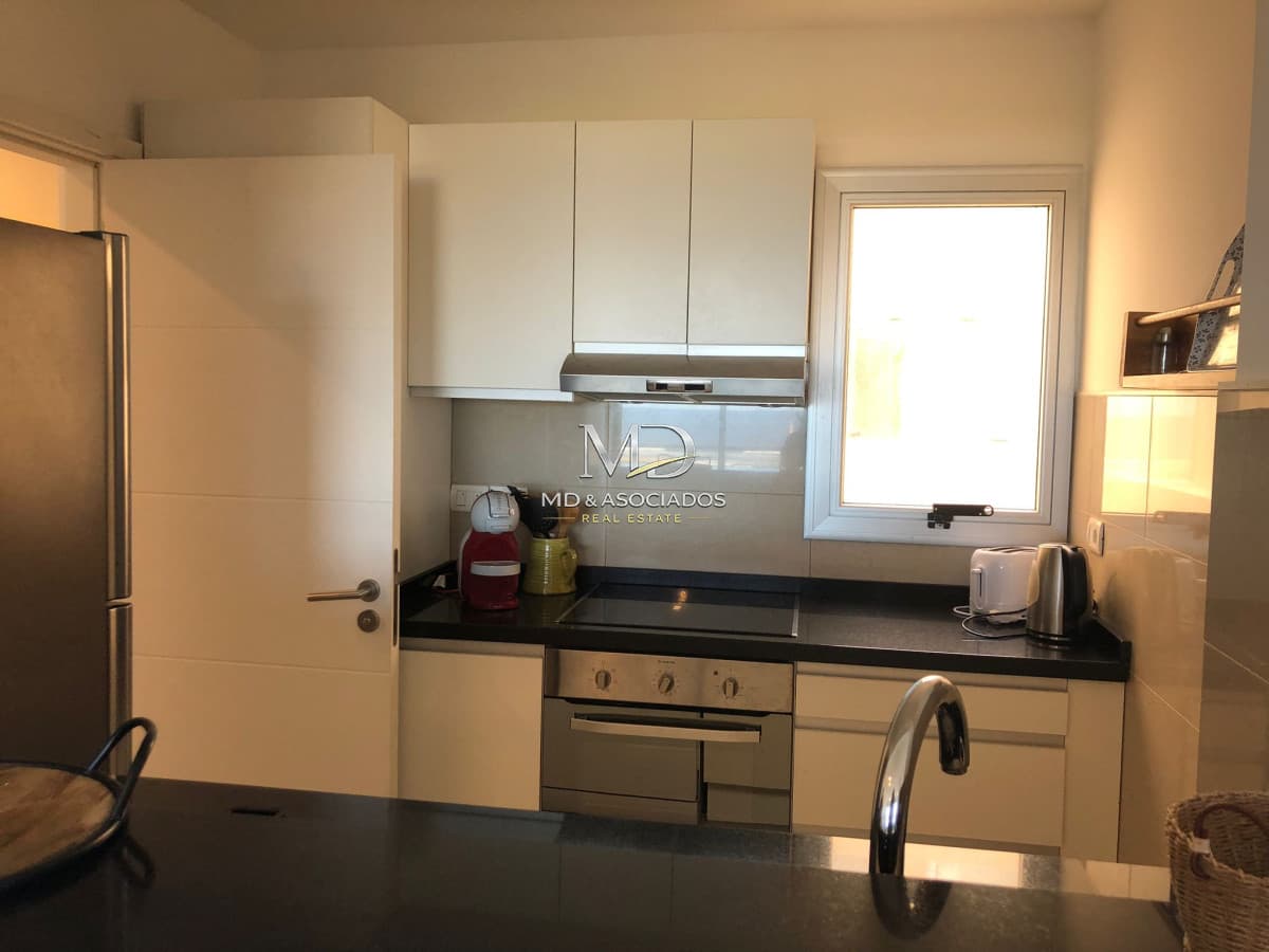 Hermoso depto en edificio Blue Marine. REF: 7490