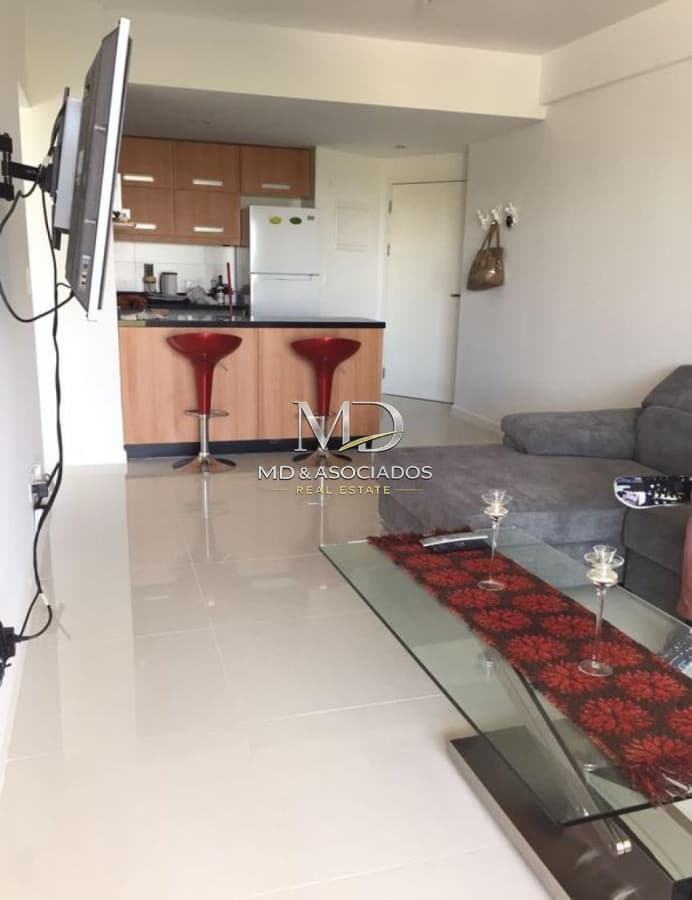 Lindo apartamento con vista al mar en edificio Azure Tower. REF(6057)