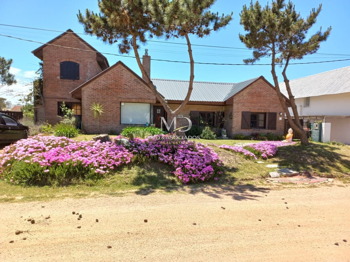 🌊 Encantadora casa en Montoya, La Barra