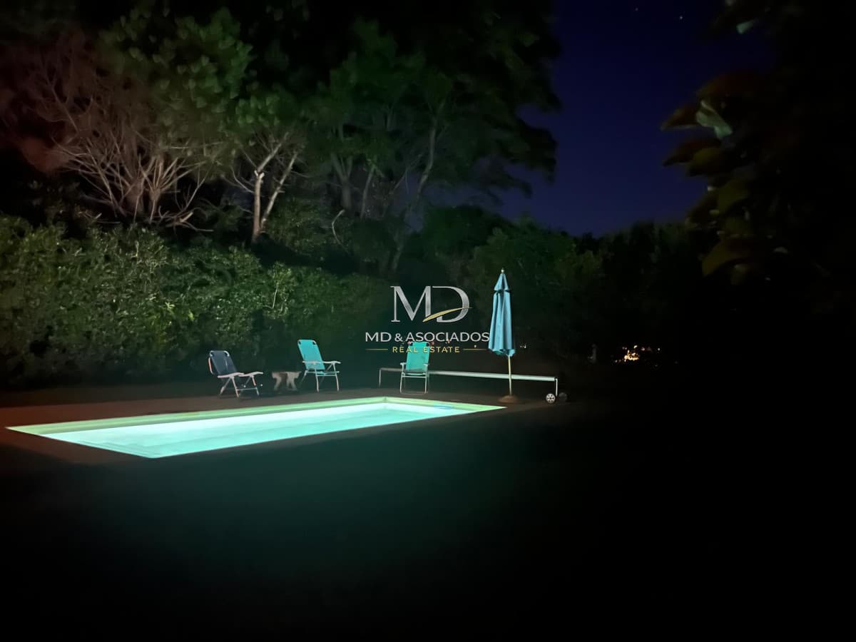 HERMOSA CASA EN RINCON DEL INDIO, AMPLIA, CÓMODA CON PISCINA. REF 5503