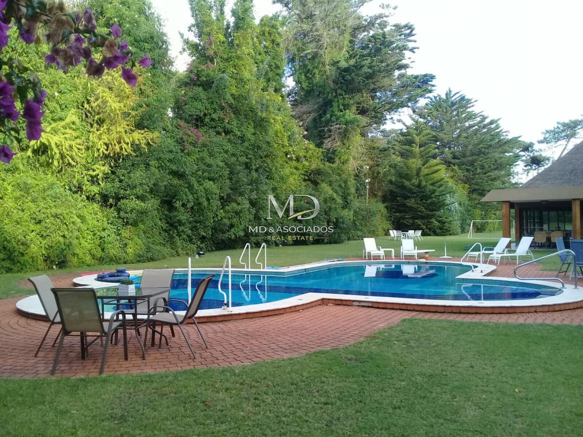 Espectacular casa con todas las comodidades en excelente ubicación